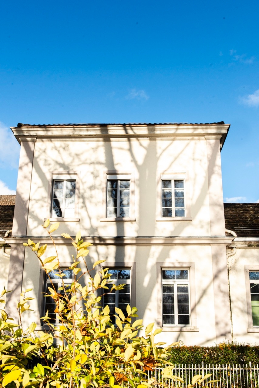 S10i von hinten und von vorne.